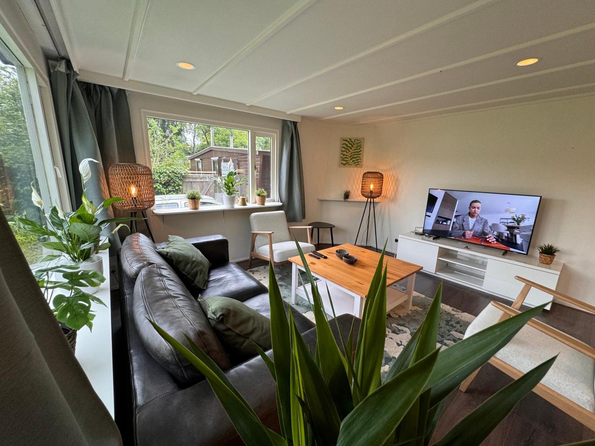 福尔特赫伊曾Ruim En Luxe Chalet Privetuin - Park 'De Ijsvogel'公寓 外观 照片